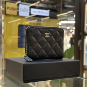CHANEL Black Caviar Classic Short Zippy Wallet