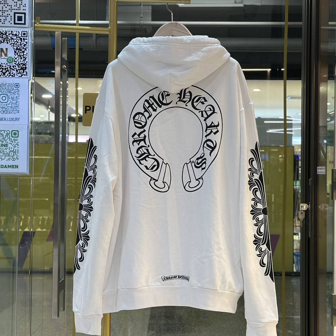 CHROME HEARTS Horseshoe Logo Cross Sleeve Hoodie (2)