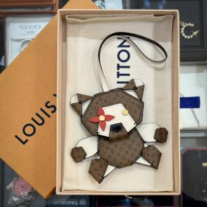 LOUIS VUITTON LV Origami Friend Bag Charms