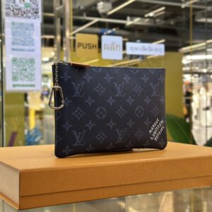 LOUIS VUITTON Monogram Heritage Key Pouch M