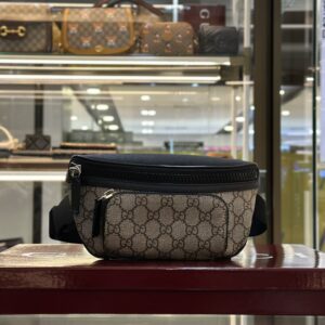 GUCCI GG Supreme Belt Bag