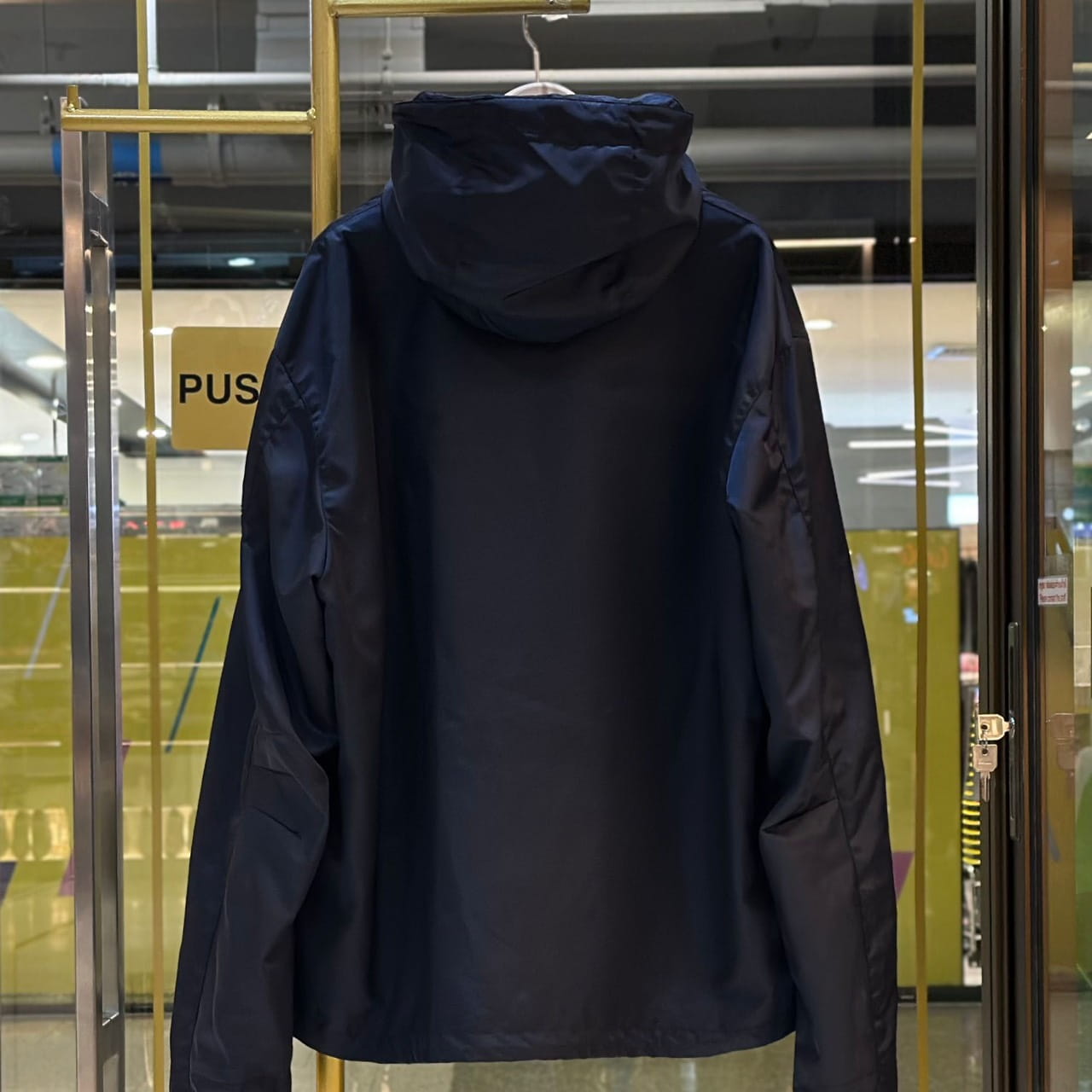 GUCCI Double Layered Hood Jacket (4)