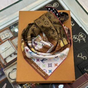 LOUIS VUITTON x Takashi Murakami Monogram Multicolor Collector Square Scarf