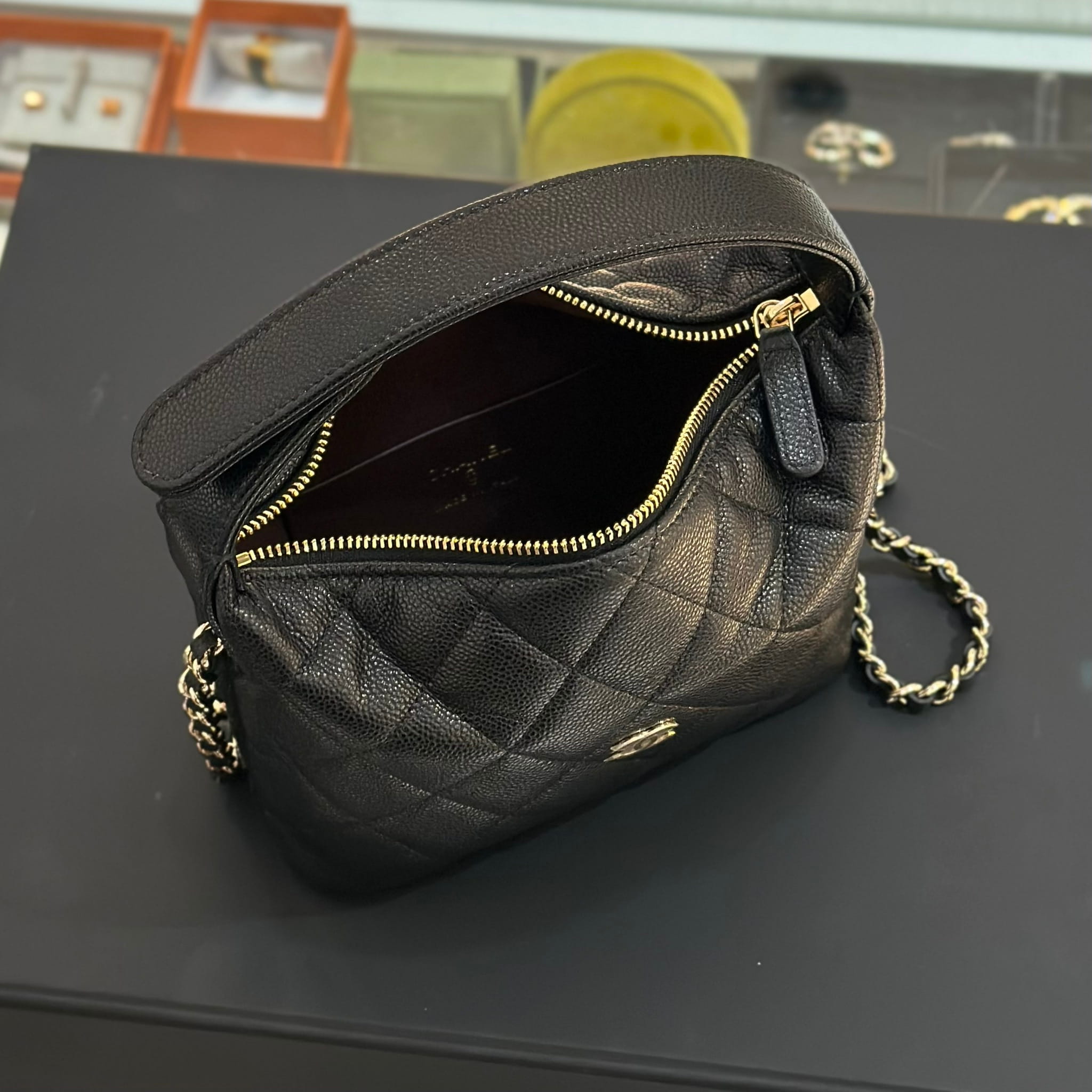 CHANEL Black Caviar Hobo Handbag (3)