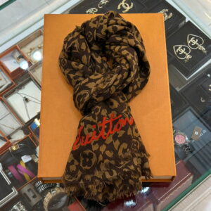 LOUIS VUITTON Safari Sole Scarf