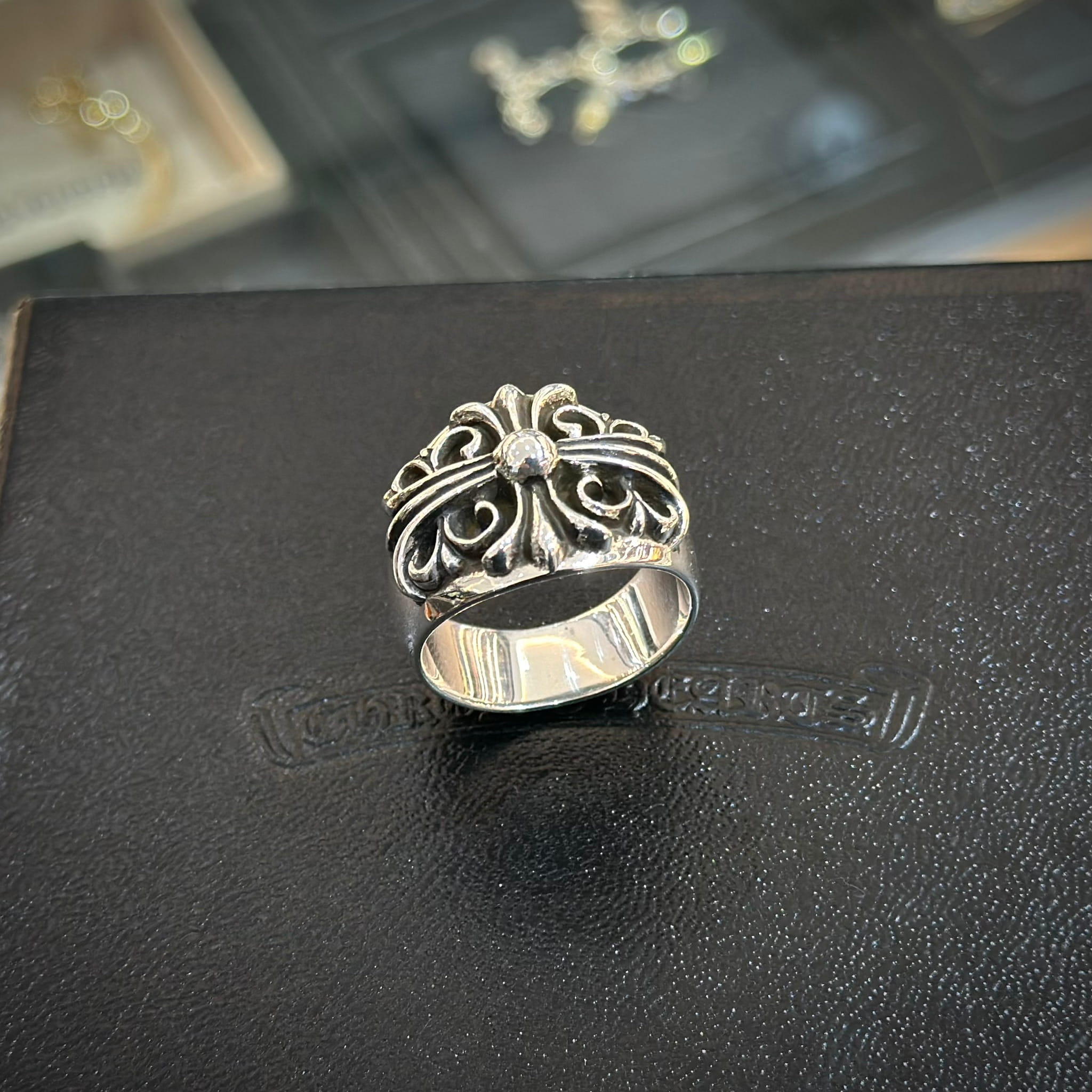 CHROME HEARTS Keeper Ring (1)