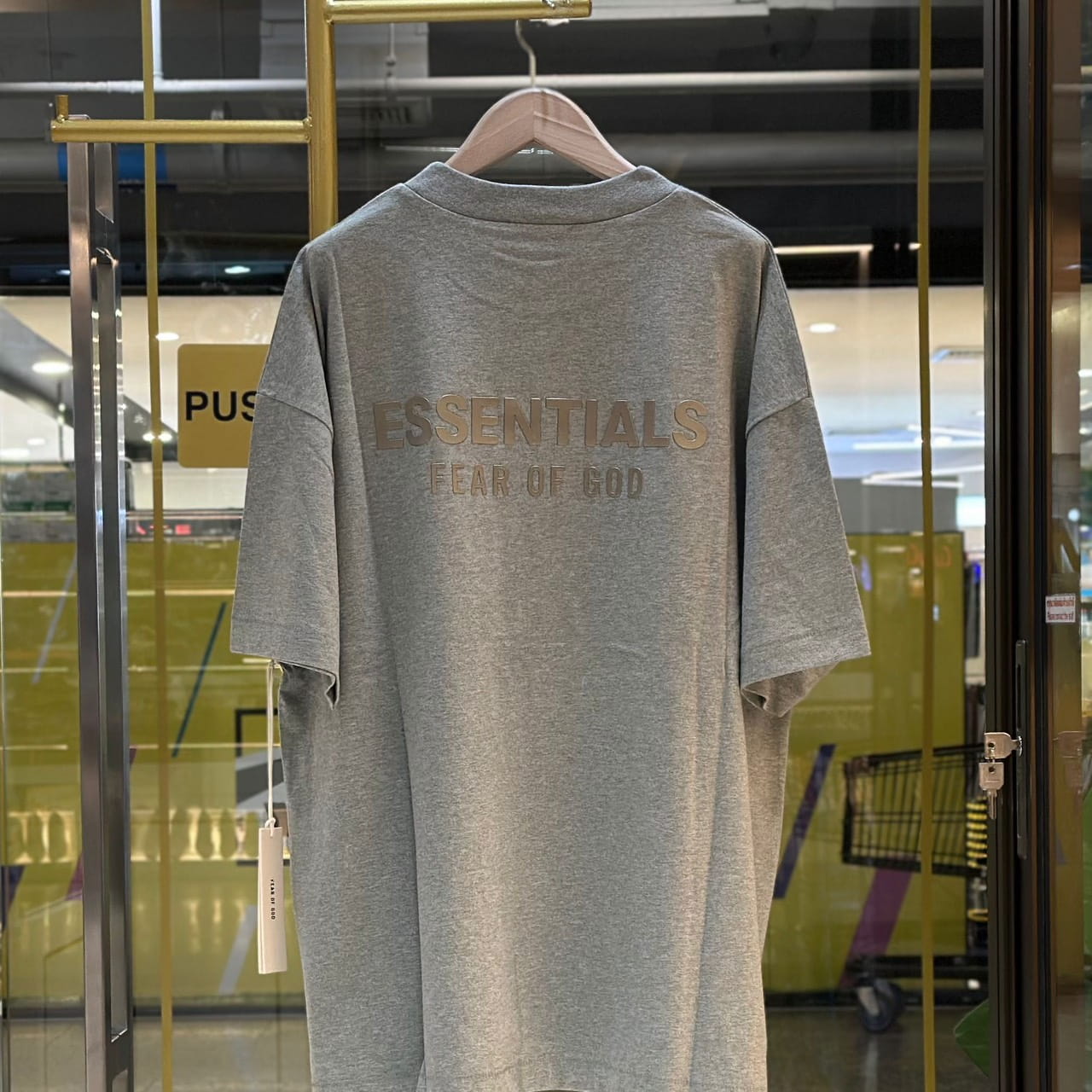 FEAR OF GOD Essentials Metallic Logo Classic T-Shirt Concrete Heather (2)