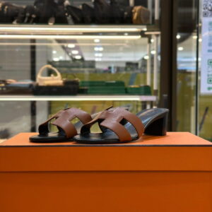 HERMES Oasis Sandals