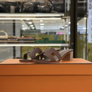 HERMES Oasis Sandals
