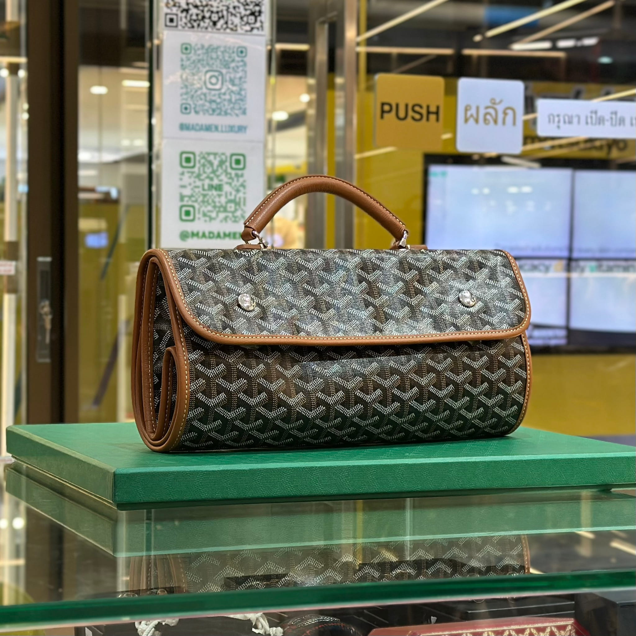 GOYARD Hulot Dans Le Train Saint Léger Backpack Black Tan (4)