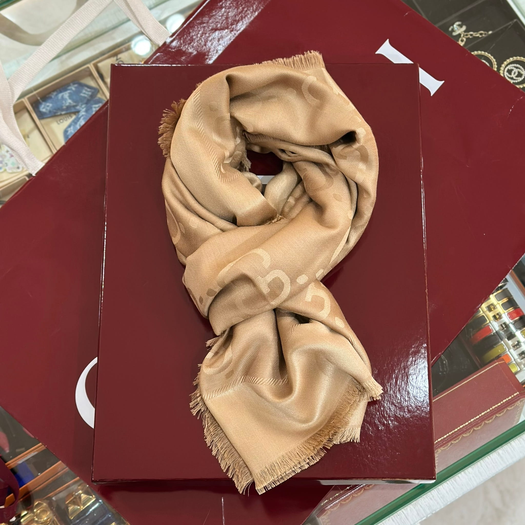 GUCCI GG Jacquard Silk Wool Shawl Scarf Beige (2)