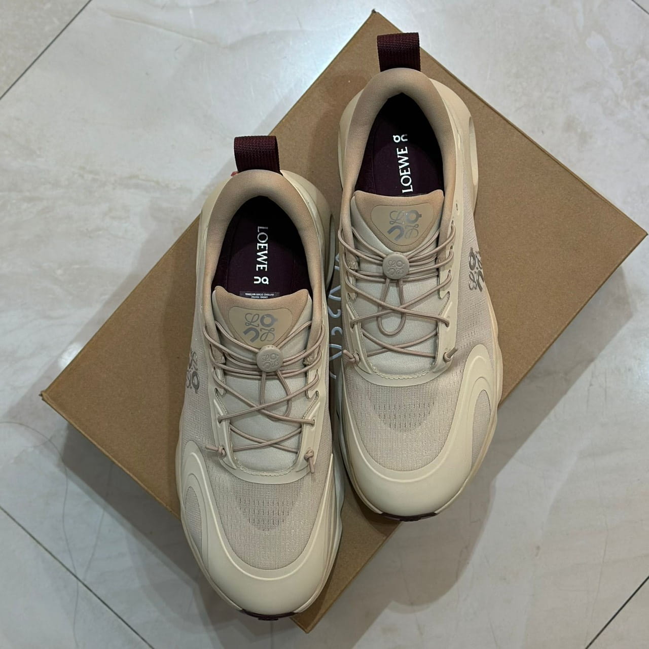 LOEWE x ON Cloudsolo Sneakers Sand Burgundy (3)