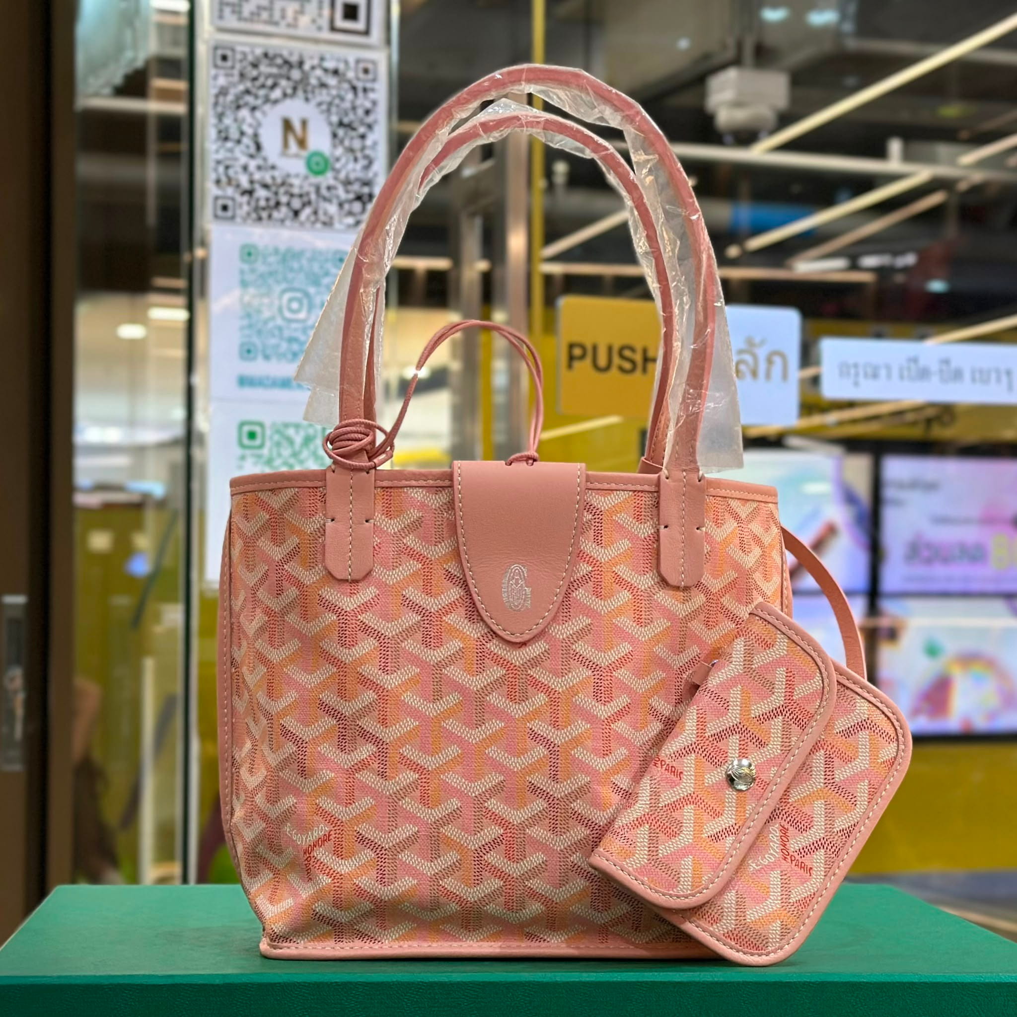 GOYARD 2026 Limited Edition Multicolored Anjou Mini Bag Powder Pink (1)