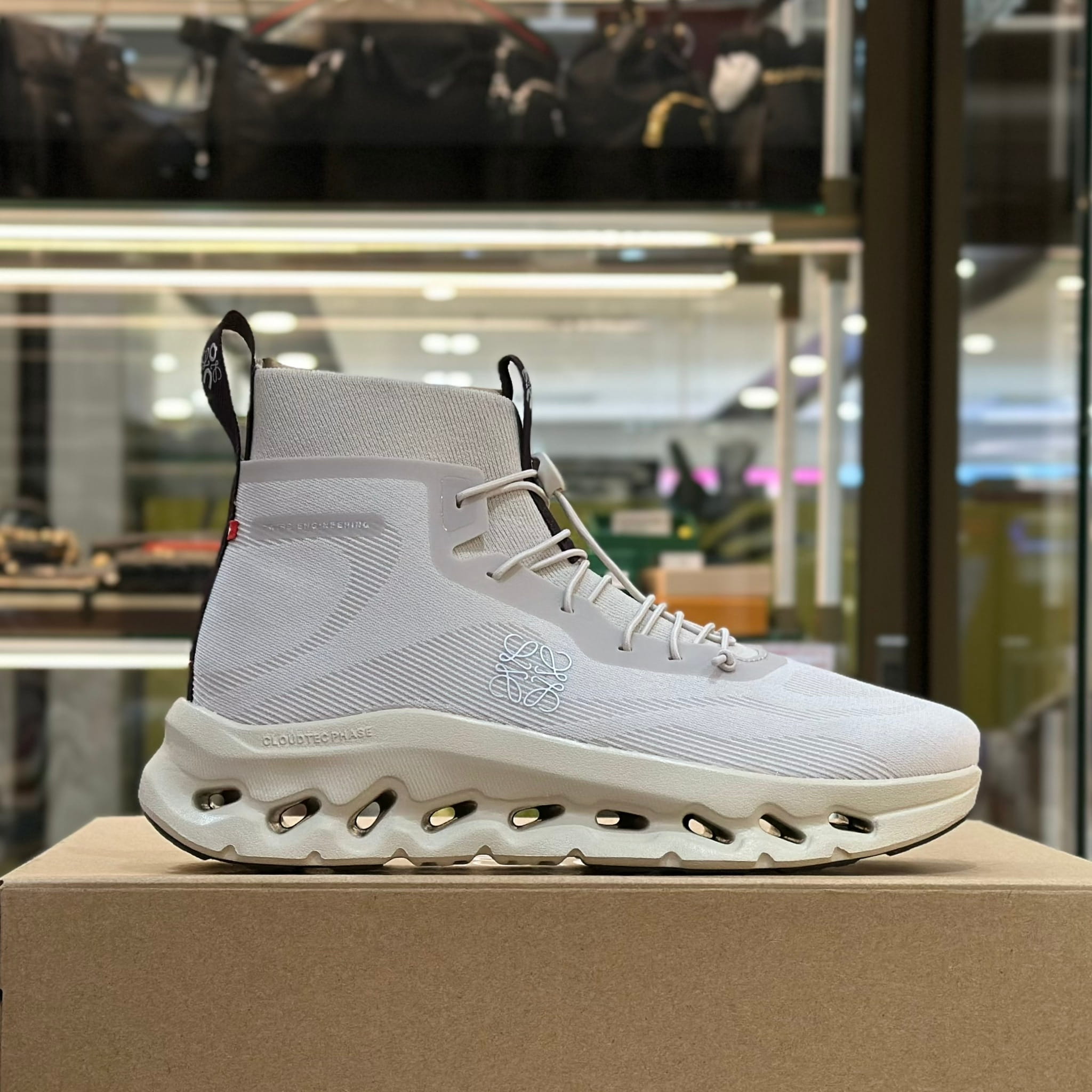 LOEWE x ON Cloudtilt Hi Sneakers Sand (2)