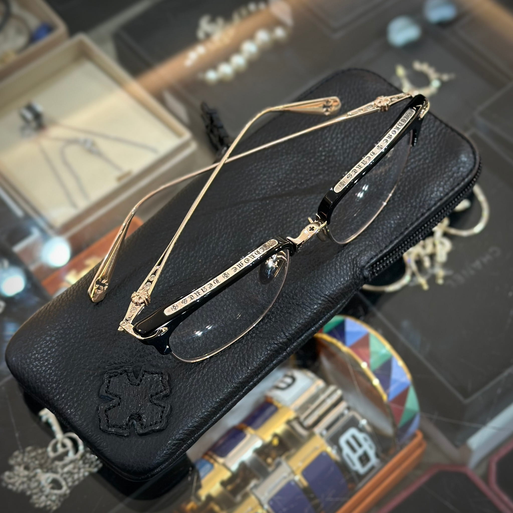 CHROME HEARTS Sluntradiction Glasses Rose Gold (3)