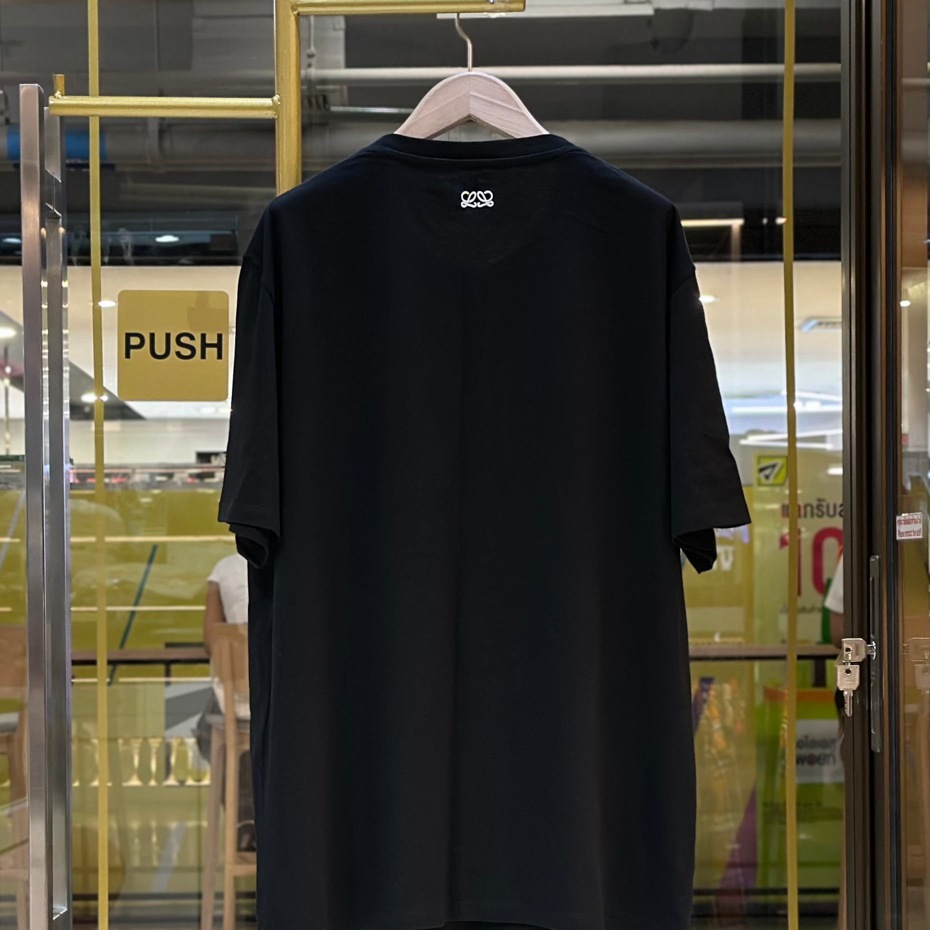 LOEWE 180th Anniversary Lion Mane Logo Embroidered T-Shirt Black (2)