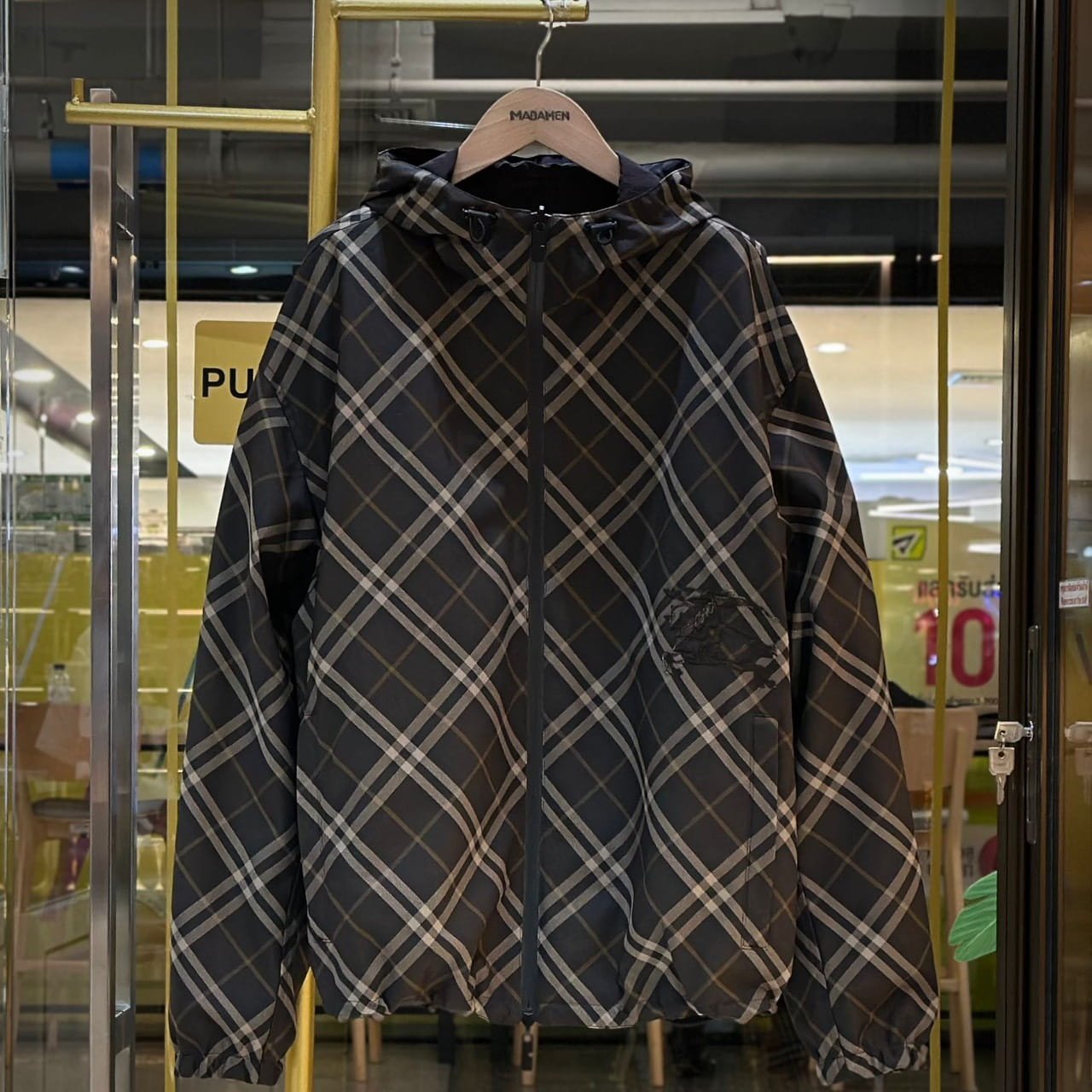 BURBERRY EKD Check Reversible Hooded Jacket (1)