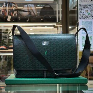 GOYARD 2026 Limited Edition Capetien MM Messenger Bag