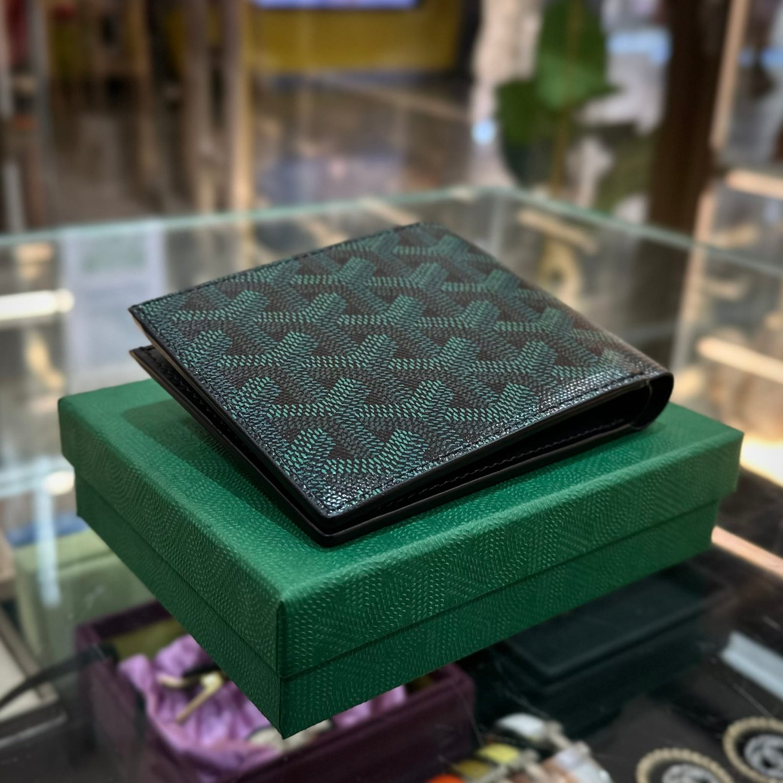 GOYARD 2026 Limited Edition Victoire Wallet Evergreen (4)
