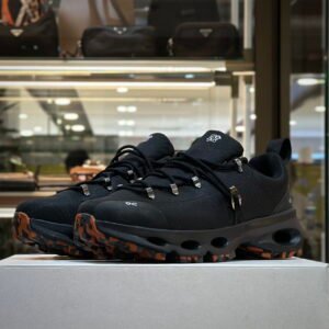 LOEWE x ON Cloudsolo Hiker Sneakers